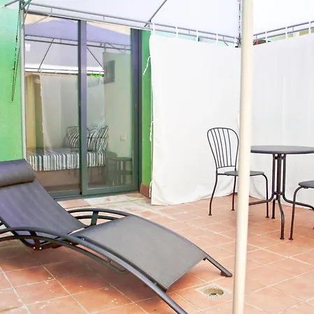 Urban Manesa City Center Apartment With Private Patio Manresa Exterior photo