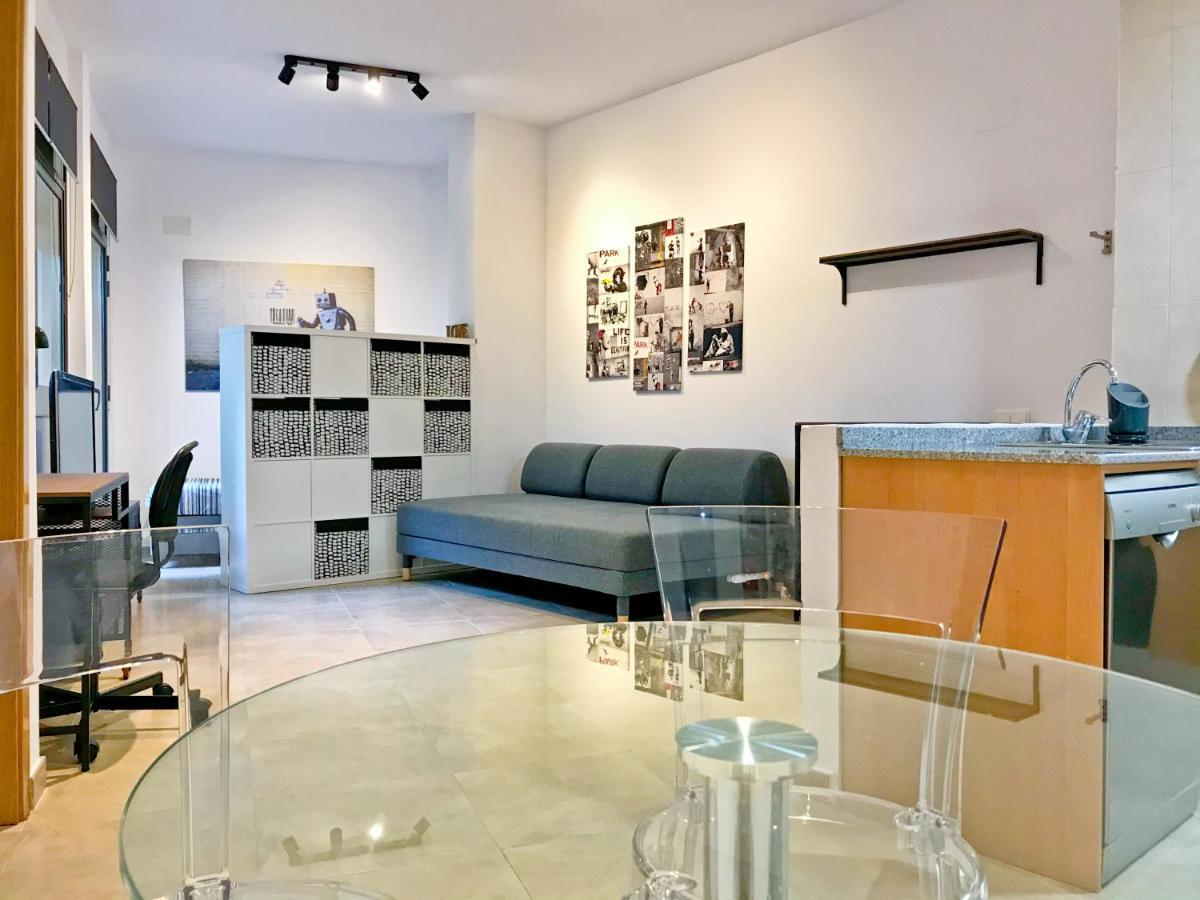 Appartement Urban Manesa Center With Private Patio *